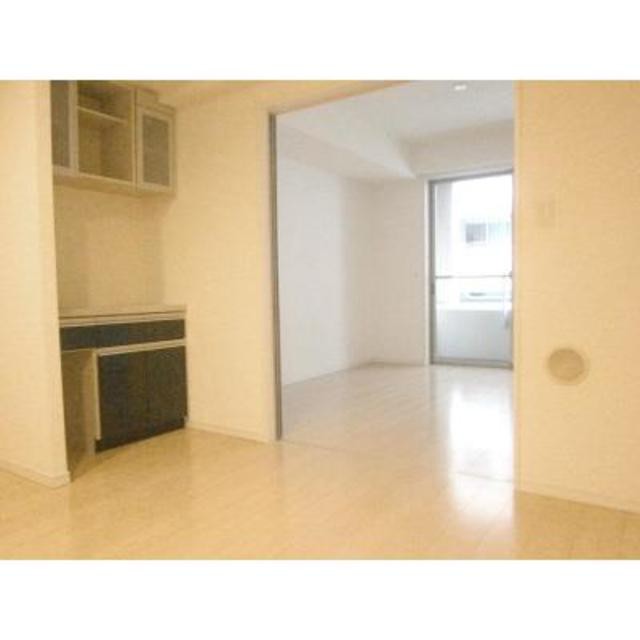 ※写真は同タイプ住戸です。(居間)