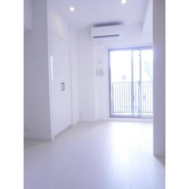 ※写真は同タイプ住戸です。(居間)