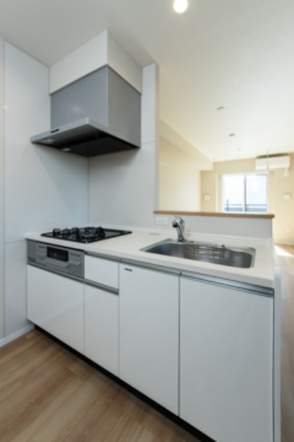 ※写真は同タイプ住戸です。(キッチン)