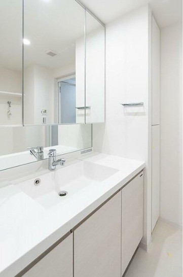 ※同仕様写真含む(内装)