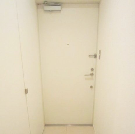 ※同仕様写真含む(玄関)