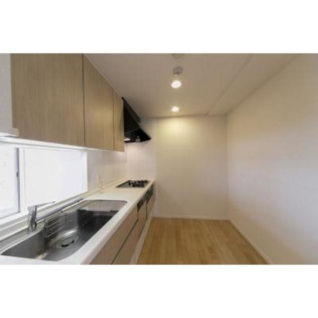 ※写真は同タイプ住戸です。(キッチン)