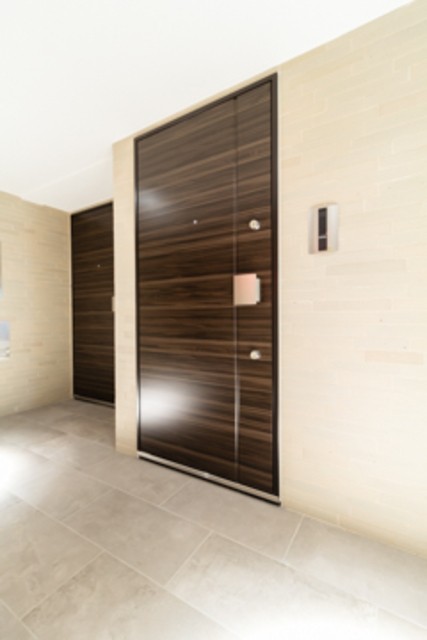 ※写真は同タイプ住戸です。(玄関)