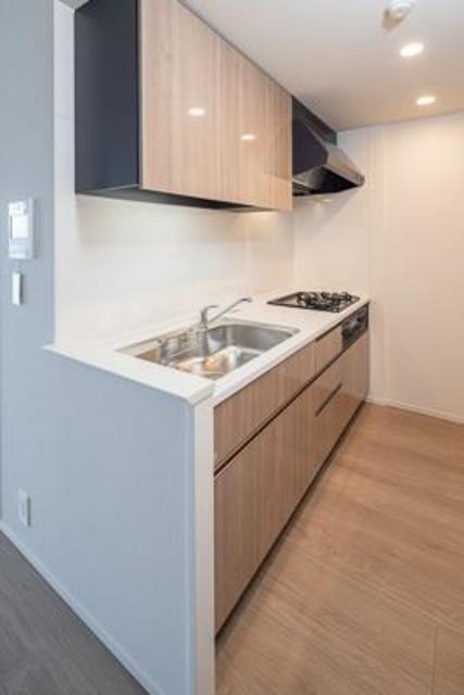 ※写真は同タイプ住戸です。(キッチン)