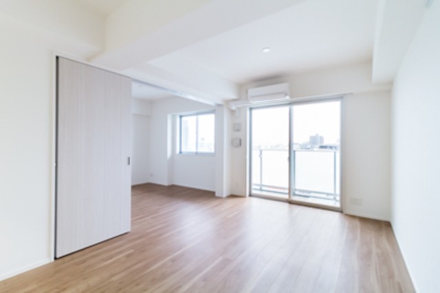 ※写真は同タイプ住戸です。(居間)