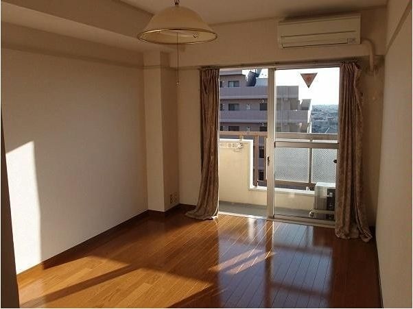 ※同仕様写真含む(居間)