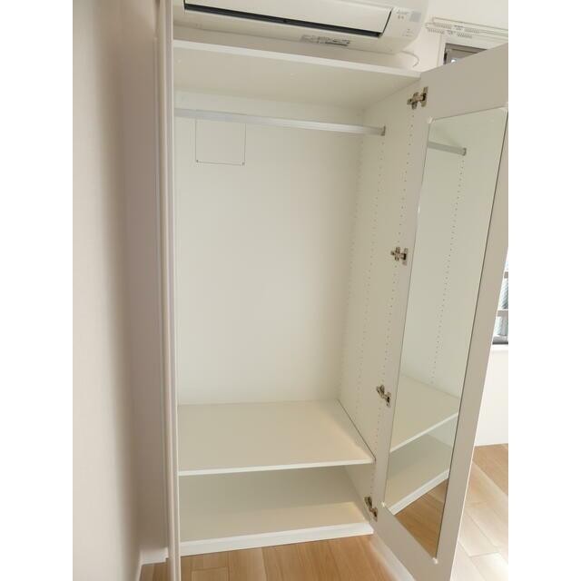 クローゼット（姿見有）(内装)