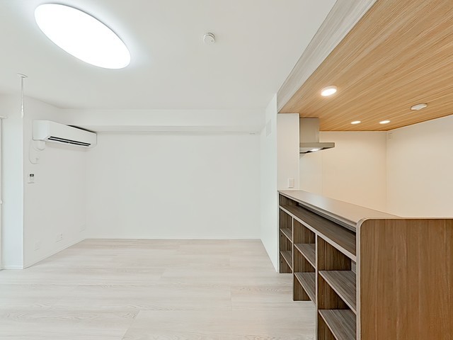 ※写真は同タイプ住戸です。(居間)