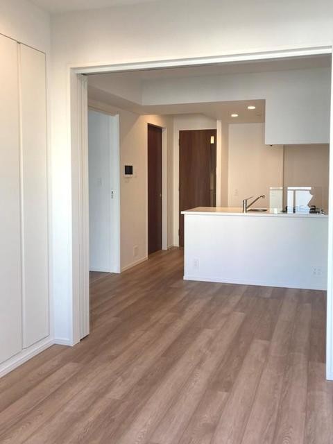 ※写真は同タイプ住戸です。(居間)