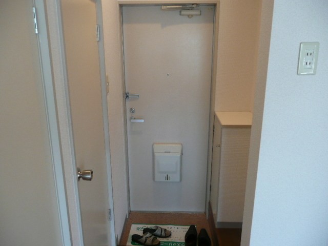 (玄関)
