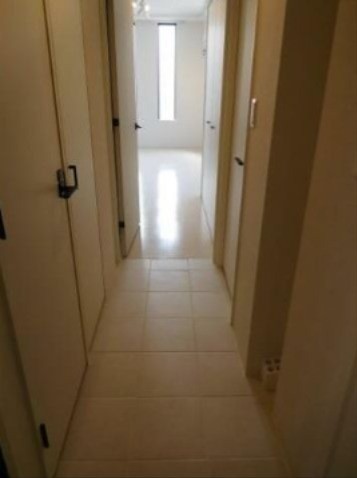 ※同仕様写真含む(玄関)