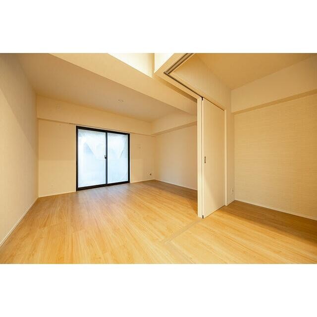 ※写真は同タイプ住戸です。(居間)