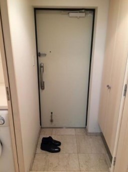 ※同仕様写真含む(玄関)