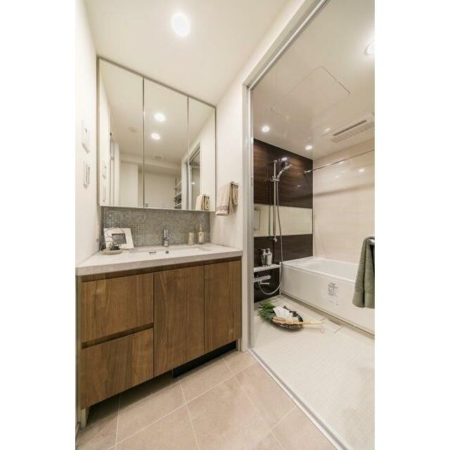 ※写真は同タイプ住戸です。(内装)