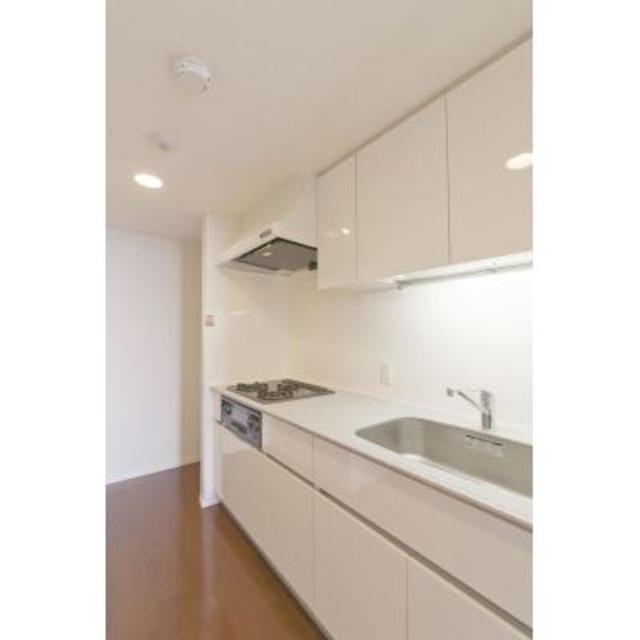 ※写真は同タイプ住戸です。(キッチン)