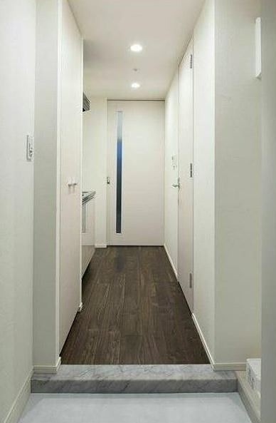 ※同仕様写真含む(玄関)