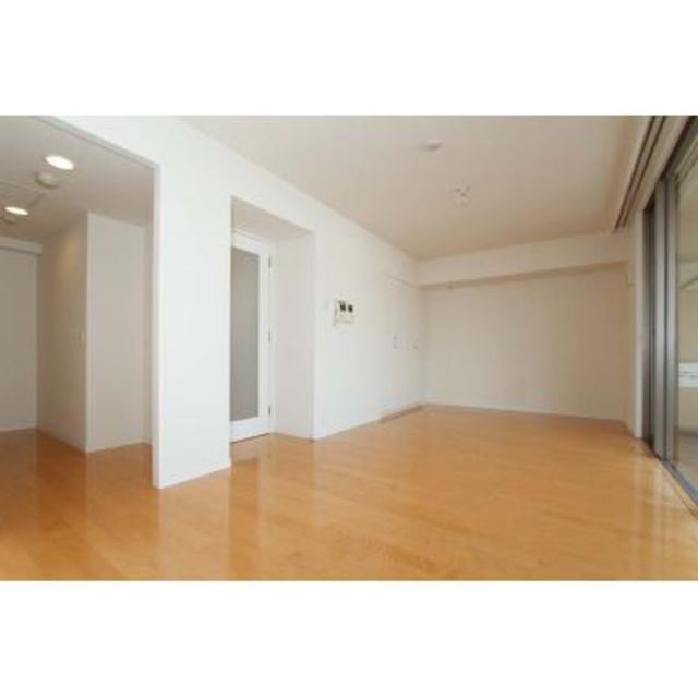 ※写真は同タイプ住戸です。(居間)