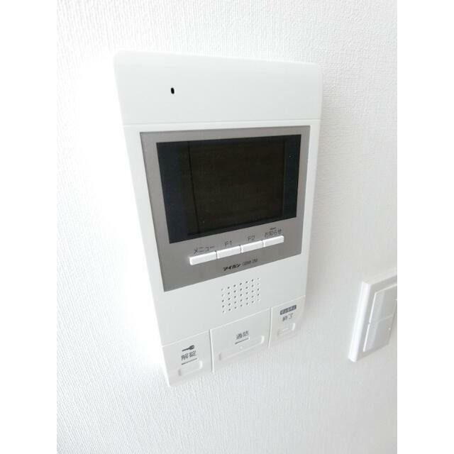 来訪者を確認できるモニタ付インターホン