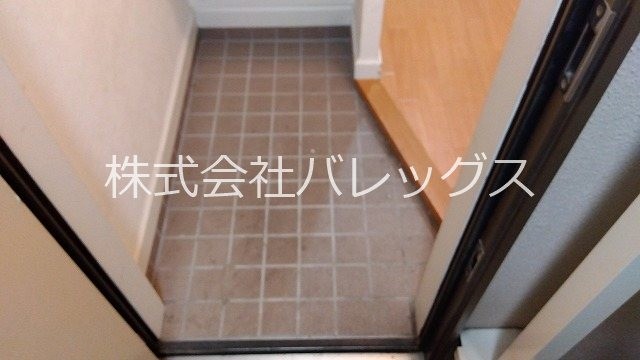 (玄関)