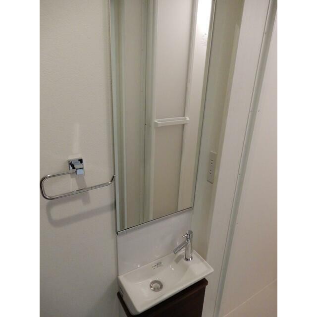 手洗い台(内装)