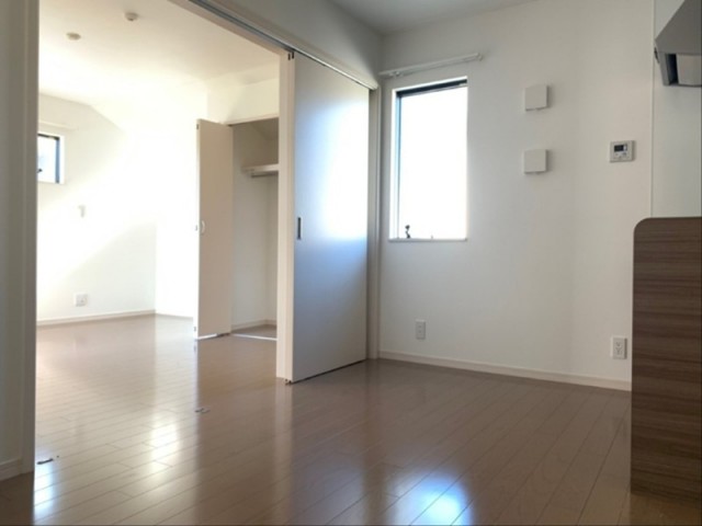 ※同仕様写真含む(居間)