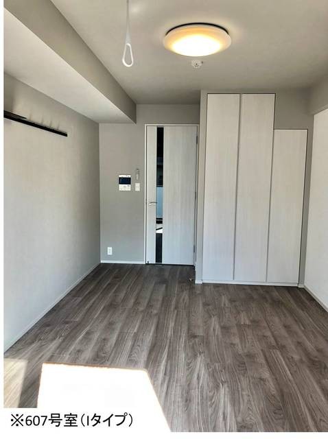 ※写真は同タイプ住戸です。(居間)