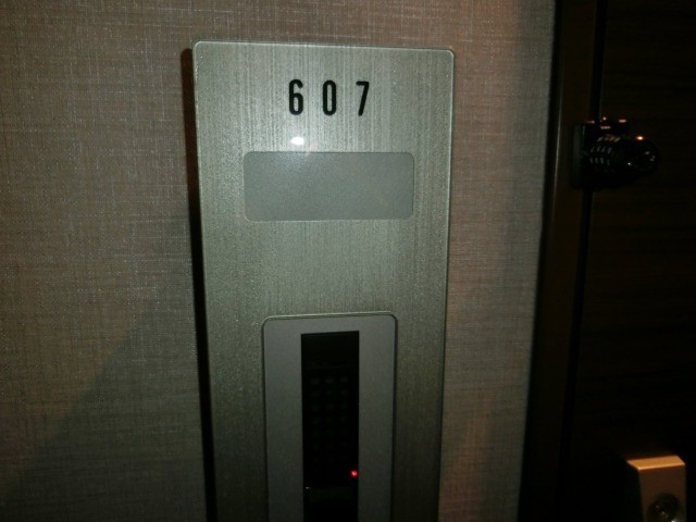 ※写真は同タイプ住戸です。(玄関)