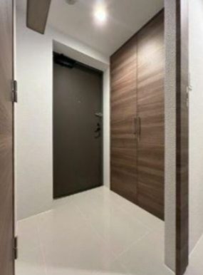 ※同仕様写真含む(玄関)