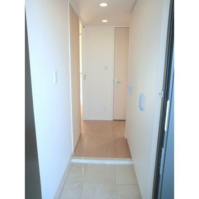 ※同仕様写真含む(玄関)