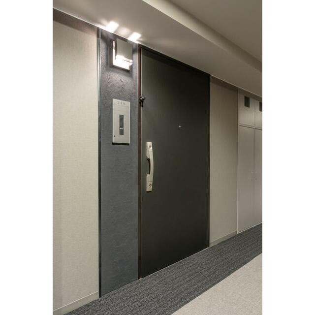 ※同仕様写真含む(玄関)