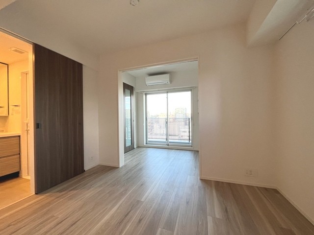 ※写真は同タイプ住戸です。(居間)