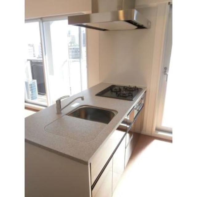 ※写真は同タイプ住戸です。(キッチン)