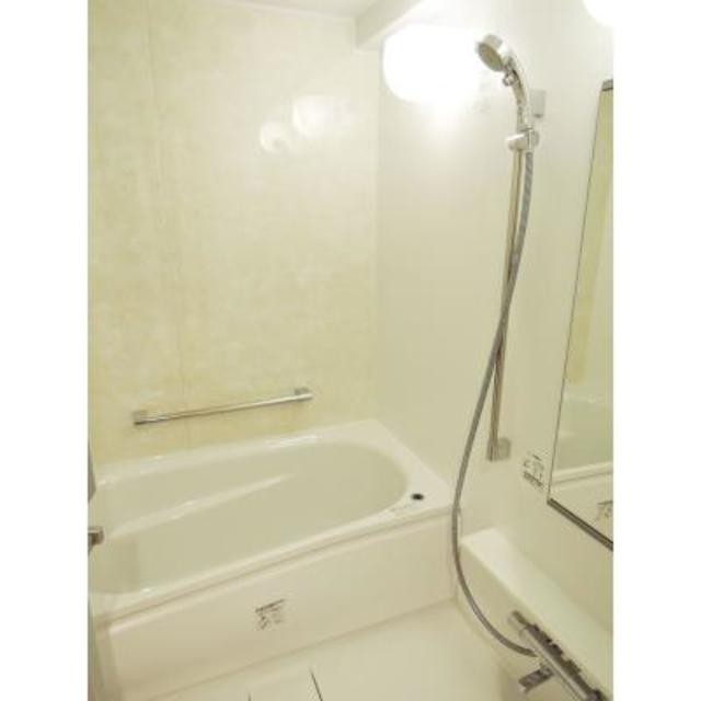 ※写真は同タイプ住戸です。(風呂)