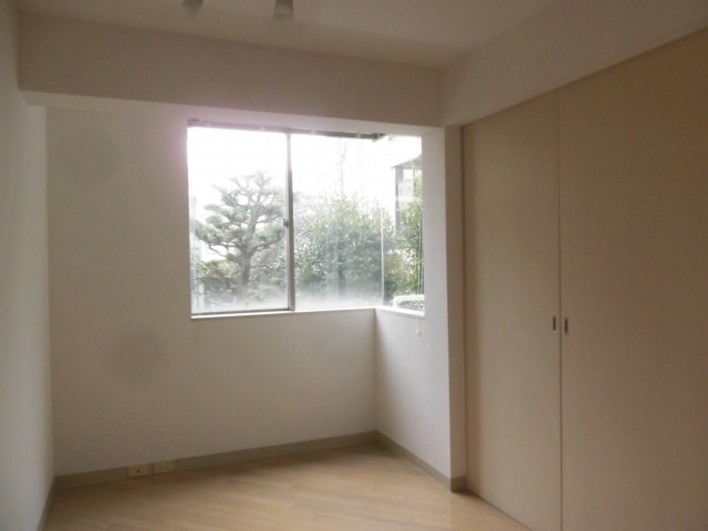 (居間)