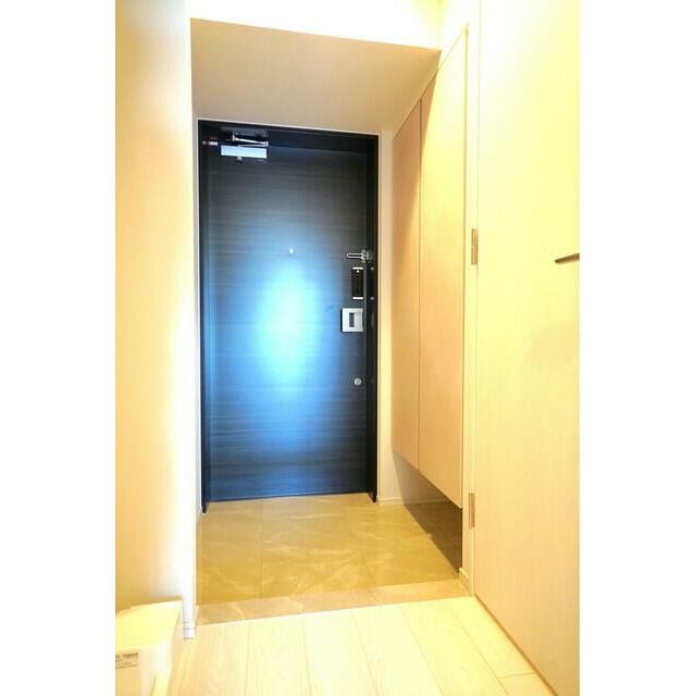 ※同仕様写真含む(玄関)