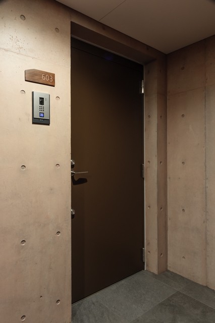 ※写真は同タイプ住戸です。(玄関)