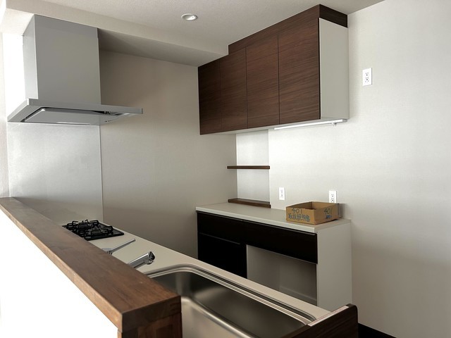 ※写真は同タイプ住戸です。(キッチン)