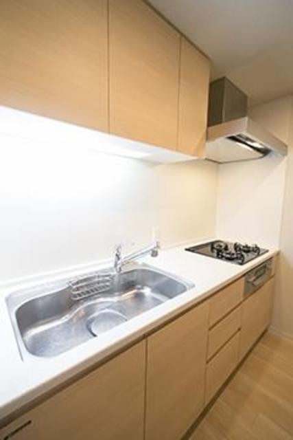 ※写真は同タイプ住戸です。(キッチン)