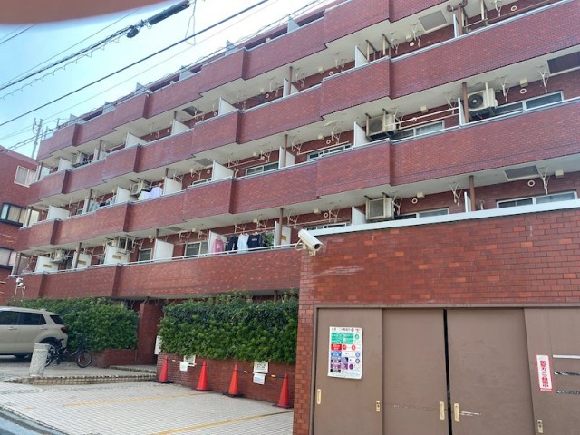 目黒区上目黒4丁目 【賃貸居住】マンション