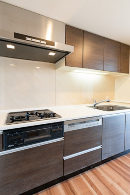 ※写真は同タイプ住戸です。(キッチン)