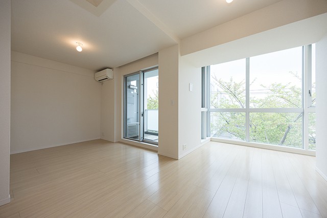 ※写真は同タイプ住戸です。(居間)