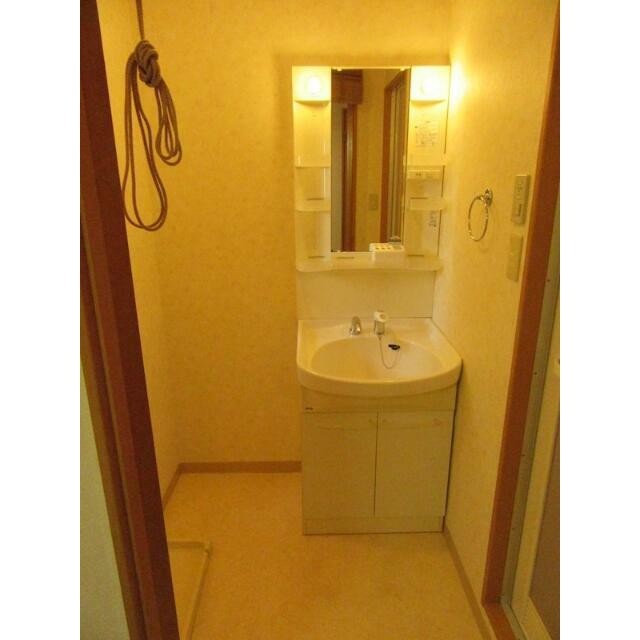 ※同仕様写真含む(内装)