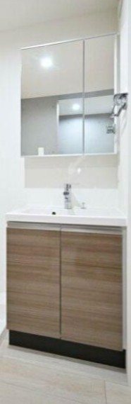 ※同仕様写真含む(内装)