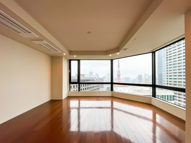 ※写真は同タイプ住戸です。(居間)