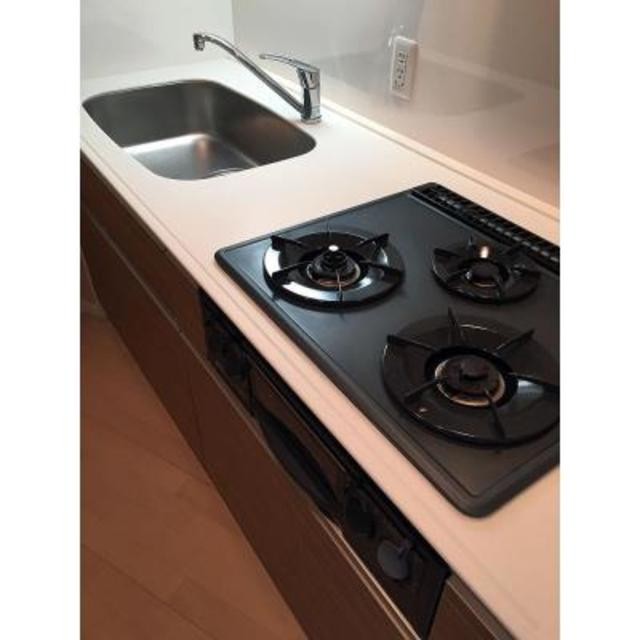 ※写真は同タイプ住戸です。(キッチン)