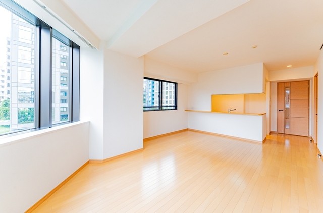 ※写真は同タイプ住戸です。(居間)