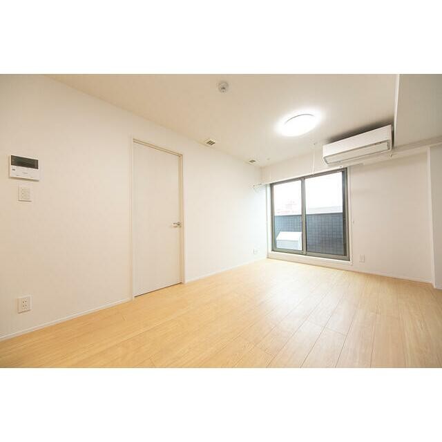 ※写真は同タイプ住戸です。(居間)