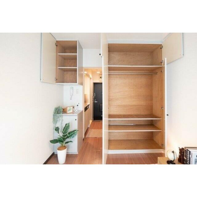 クローゼット※家具・小物はイメージです(内装)