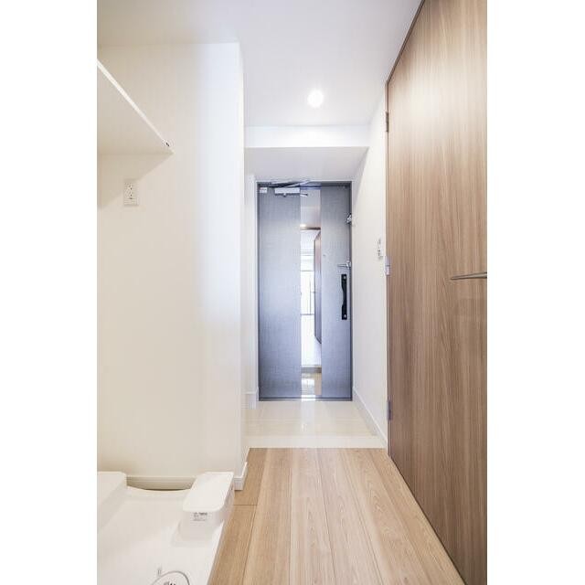 ※写真は同タイプ住戸です。(玄関)