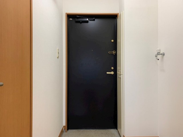 (玄関)